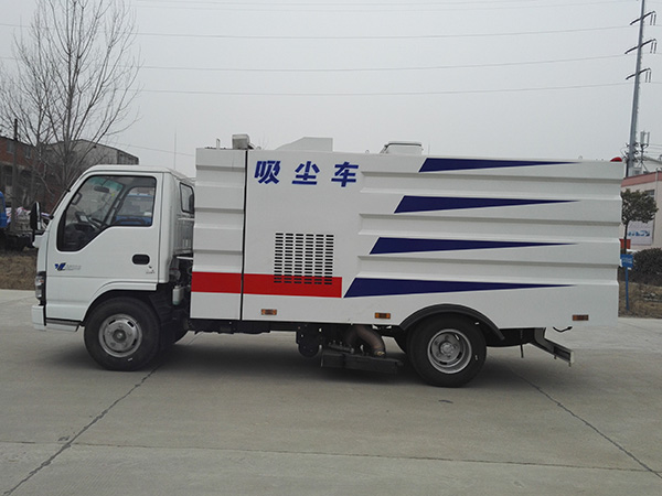 五十鈴吸塵車（1方水罐4方塵罐）