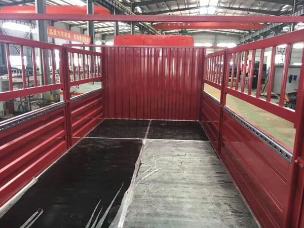 柳汽9.5米(15.3噸)氣瓶車