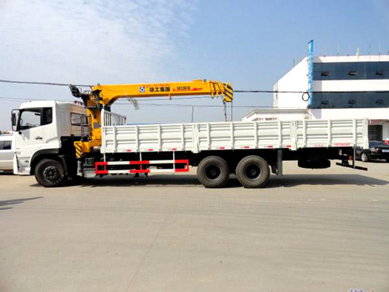 東風(fēng)天龍后雙橋12噸隨車吊