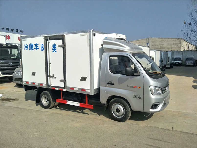 福田時(shí)代TM1后雙輪 3.1米冷藏車(chē)