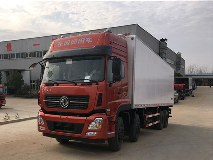 東風(fēng)天龍前四后八高頂 9.6米冷藏車