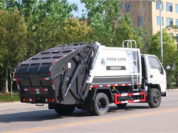 國(guó)六江鈴順達(dá)藍(lán)牌4方壓縮式垃圾車