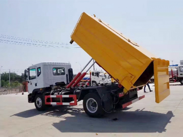 東風(fēng)多利卡D9國(guó)六車廂可卸（鉤臂）垃圾車