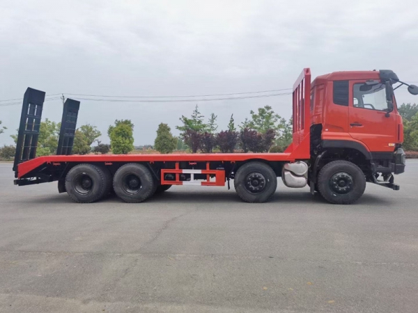 國六東風(fēng)天龍前四后八平板運(yùn)輸車，挖機(jī)拖車價(jià)格