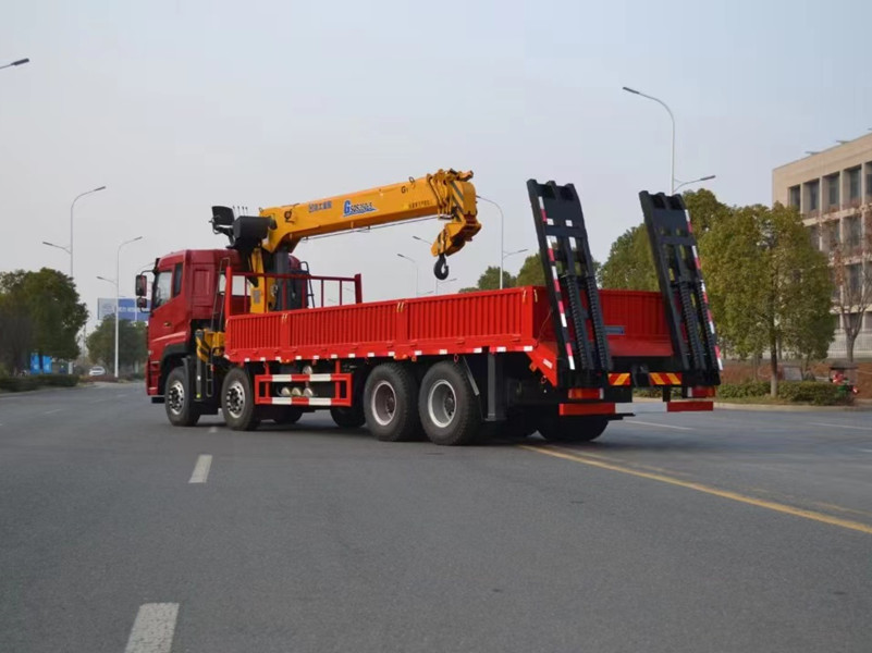 程力前四后八14噸隨車吊平板車