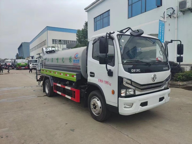 多利卡9噸灑水車(chē)30米噴霧車(chē)