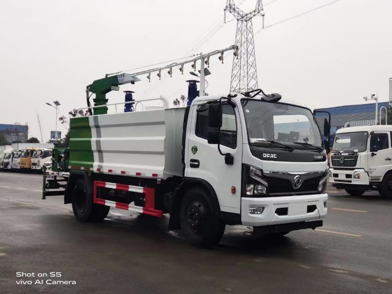 東風(fēng)8噸鐵路抑塵車(chē)